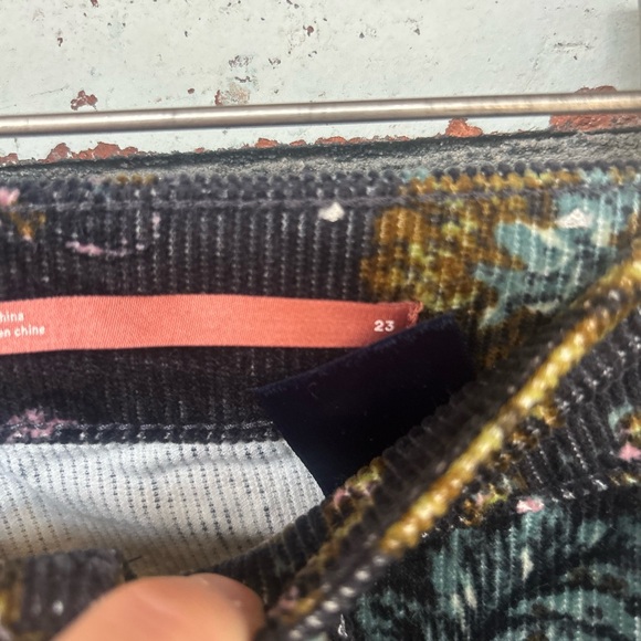 Anthropologie Pilcro The Icon Corduroy Flare Low-Rise Jeans Pants Floral Size 23 - Picture 12 of 15